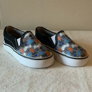 Joe Boxer Boy Sneakers Slip-on Size 6T NEW No Tags